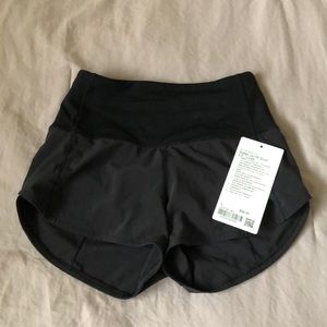 Lululemon Speed Up Short High Rise 2.5 Inch